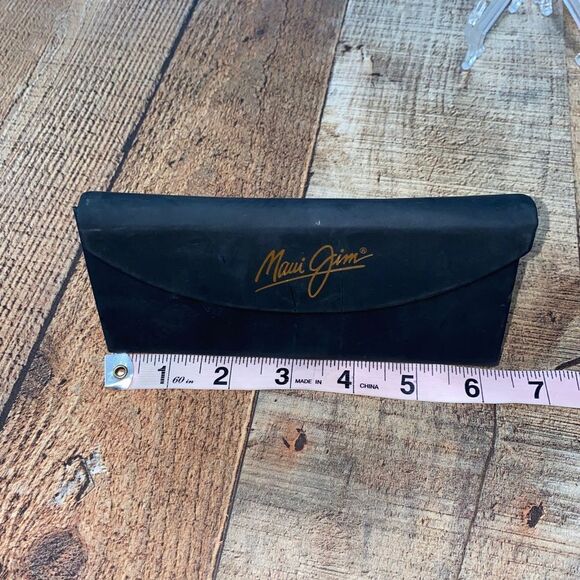 MAUI JIM BLACK MATTE FINISH TRI-FOLD HARD SUNGLASSES CASE - Picture 4 of 8